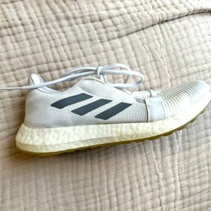 Adidas Tennis Shoe - White Size 6